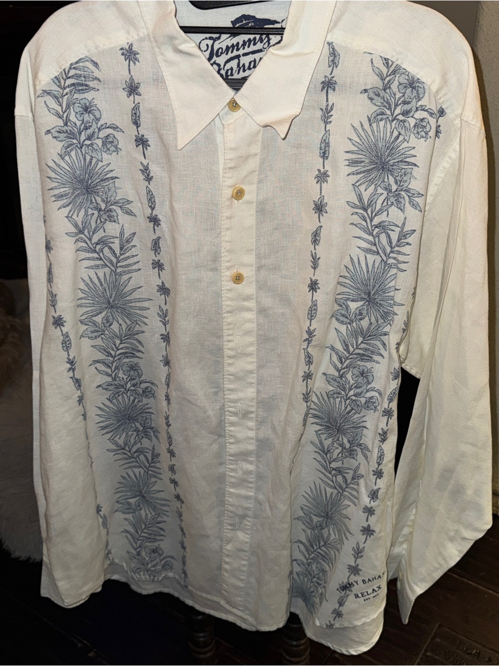 Tommy Bahama White Button-Up Shirt with Blue Floral Stripe Print 100% Linen